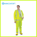 2PCS Fluorescence Green Men′s Rainwear Reflective Polyester Rainsuit